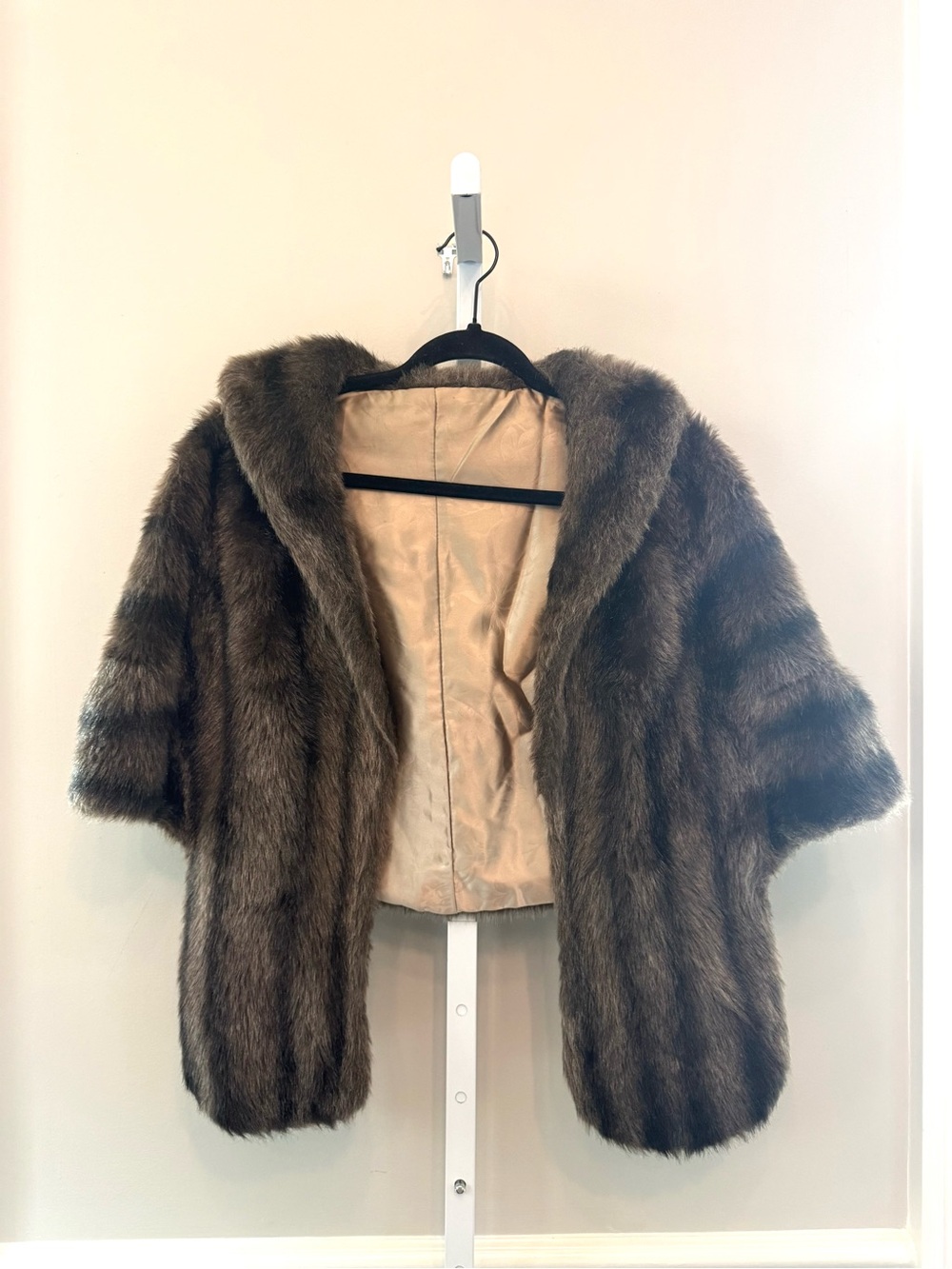 Regina Glenara by Glenoit Vintage Fur Stole Brown Jacket